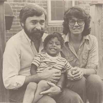 Pauline Gallagher, unidentified family members