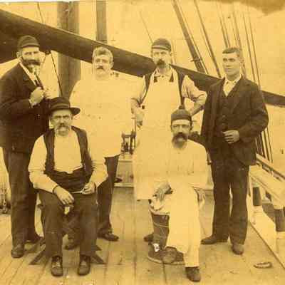 Skolfield Ship Crew