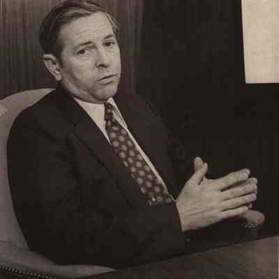 A photo view of Elwin Thurlow.