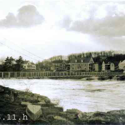 A photo of the Swinging Bridge.