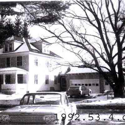 Photo of house at 30 College Street.