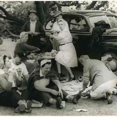 Verney Mill Picnic at Thomas Point Beach