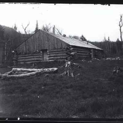 A photo view of unknown building. 1/13/1988.