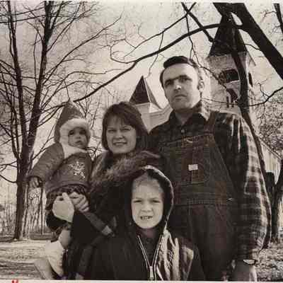 A photo view of Pastor Jack Wallace. 11/12/1976.