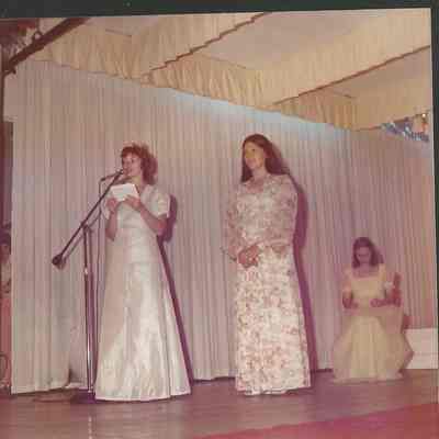 Sharon reading a question to Nancie