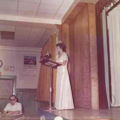 Sharon welcoming people and introducing the first competition
