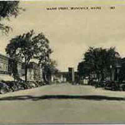 Maine Street Looking North