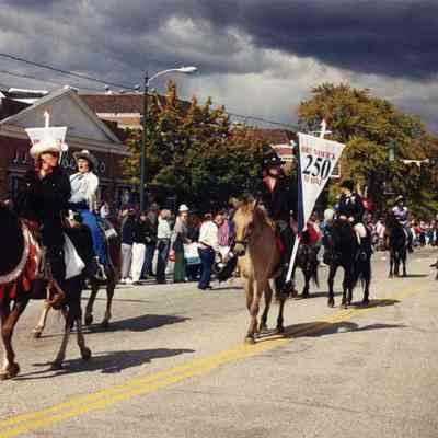 Brunswick's 250th anniversary parade