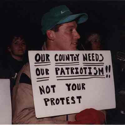 A photo view of a counter protester. 1/21/1991.