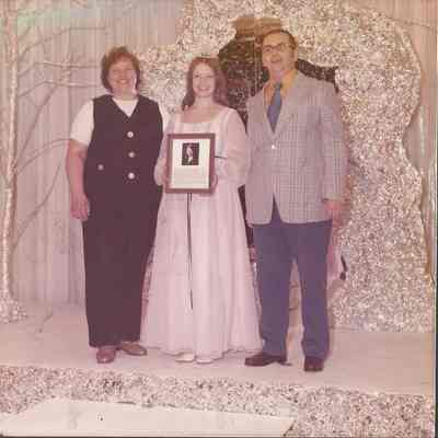 The 1973 Dedication Award winner Sharon Hinckley and her parents Mr. & Mrs. Donald Hinckley.