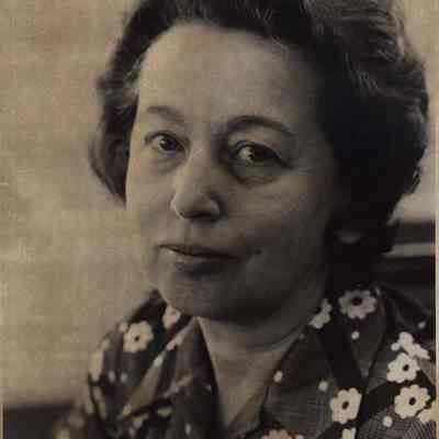 A photo view of Frances Gross. 4/24/1975.