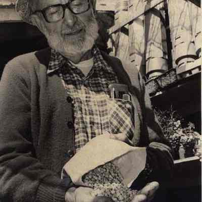 A photo view of Ed Parsons. 5/17/1982.