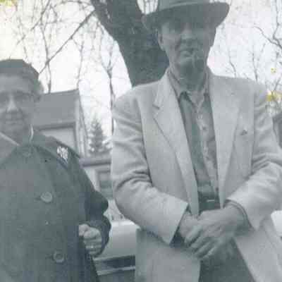 Susie & Howard Sylvester.