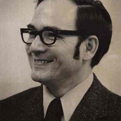 A photo view of Richard A. King.