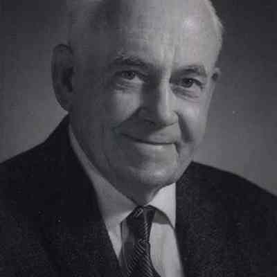 A photo view of Robert S. Young.