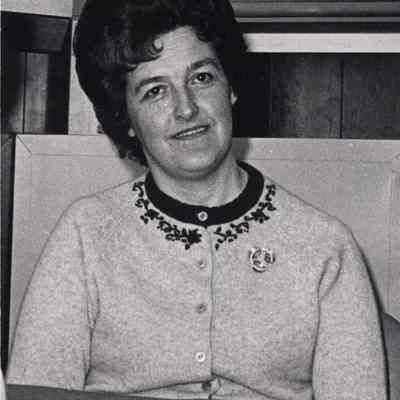 A photo view of Mrs. Arlen Norton. 2/1967.