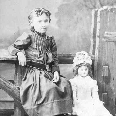 Eva Woodward and Rosabel, the Doll