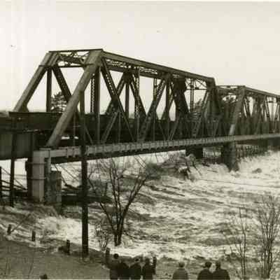 Black Bridge in the 1936 flood