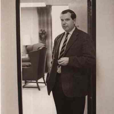 A photo view of Dr. Ruben Horell Jr.