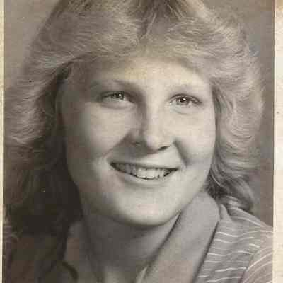 Linda A Foster