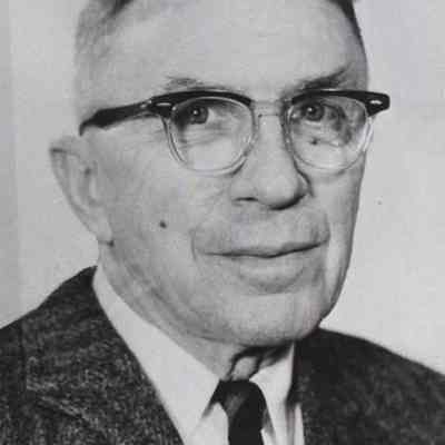 A photo view of Prof. Samuel E. Kamerling.