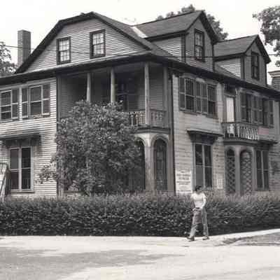 Chamberlain House