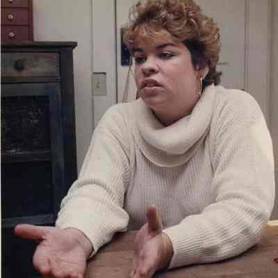 A photo view of Jeannie Suiter. 1/25/1991.