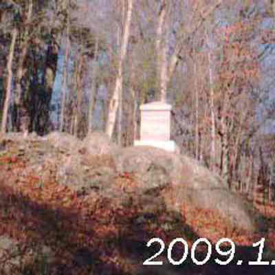 A photo of the 20th Maine monument.