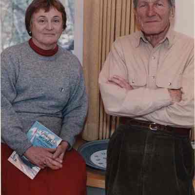 A photo view of Samuella and Charles Shain. 3/13/1992.