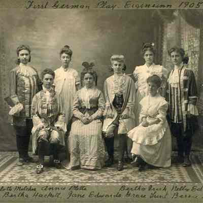 Cast, "First German Play" 1905 (identified)