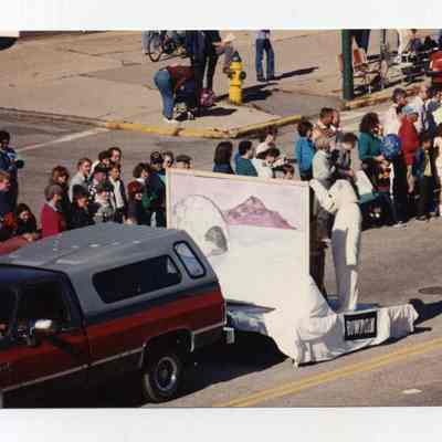 Brunswick's 250th anniversary parade