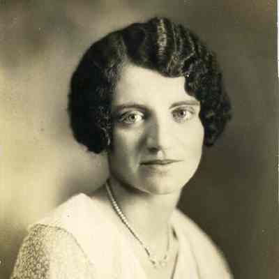 Helen Knight (Brackett)