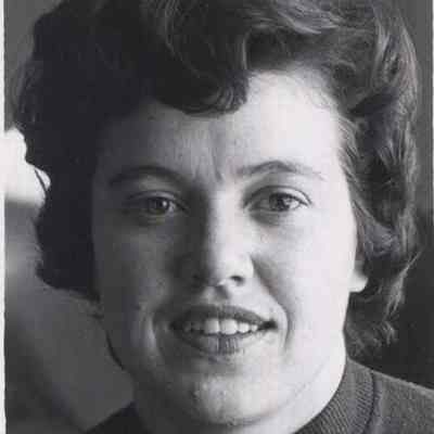A photo view of Mrs. Jean G. Davis. 3/3/1966.