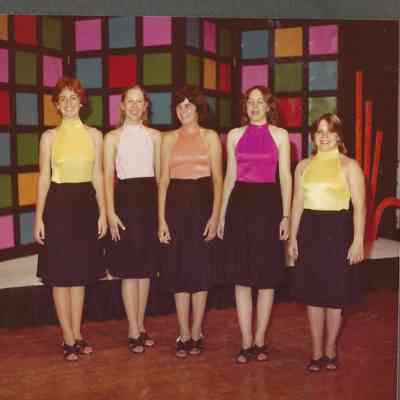 Five contestants.
