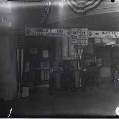 Merchants show inside old Brunswick Town Hall