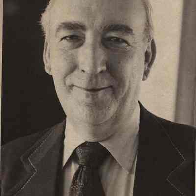 A photo view of Charles T. Walker.