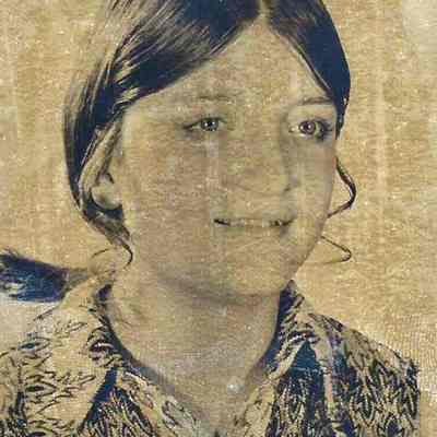 A B/W photograph of Donna Bernds.