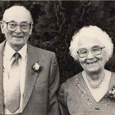 A photo view of Jack & Phyllis Black. 8/3/1991.