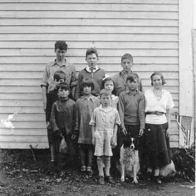 Group of Children at the Alexander School