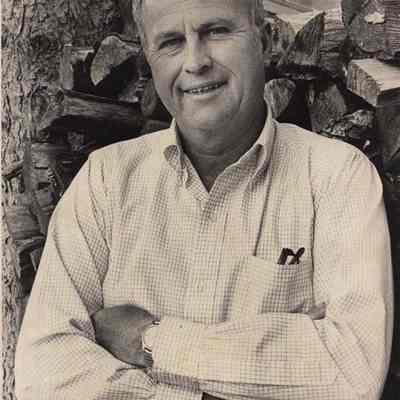 A photo view of Robert L. Morrell. 1/25/1984.