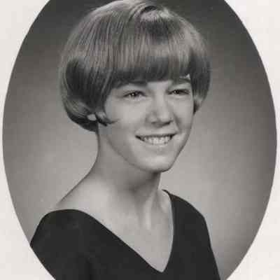 A photo view of Anne Hanaford.