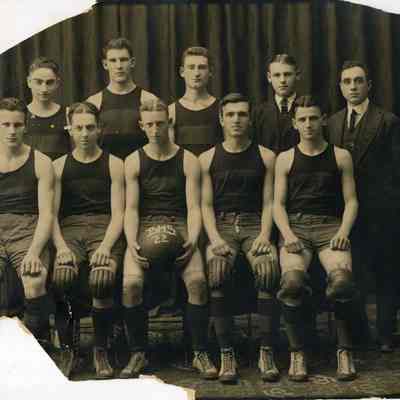 BHS boys basketball 1922.