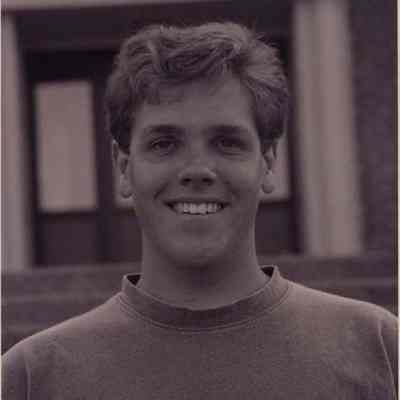 Jonathan Steele