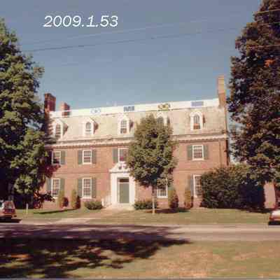 A photo of the house at 228 Maine Street.