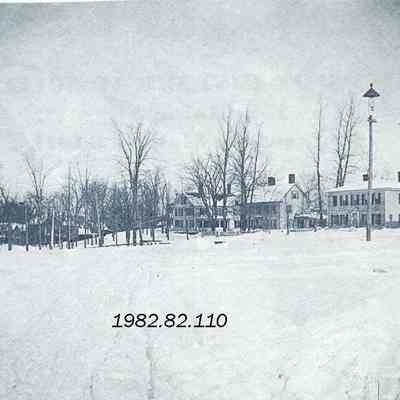 A photo of the Mall and Park Row.