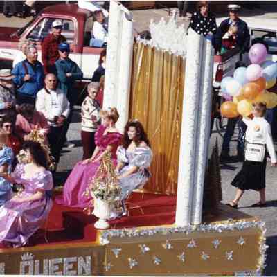 Brunswick's 250th anniversary parade