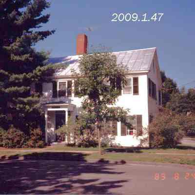 A photo of the house at 232 Maine Street.