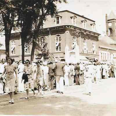 Parade Spectators Lined Up on Maine Street