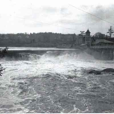 Brunswick Falls and Pump House