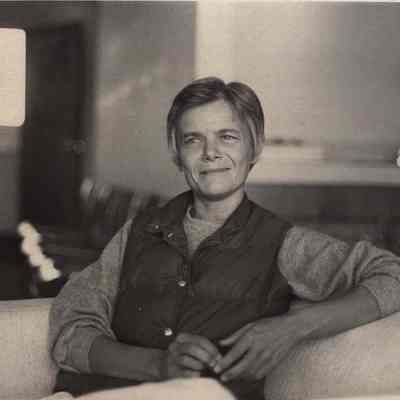A photo view of Phyllis Austin. 10/14/1991.